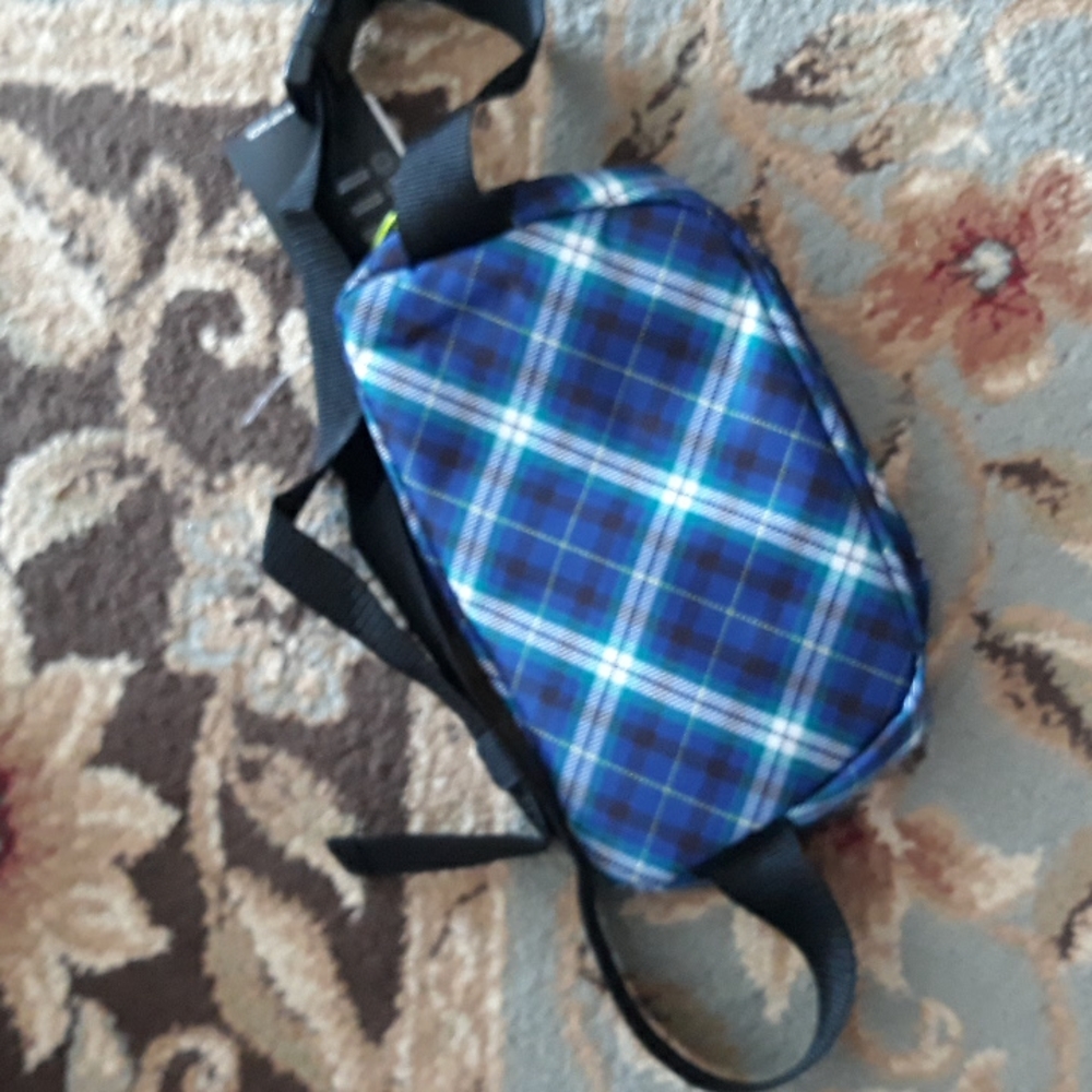 2x*Host Pick*Puma Rhythm fanny pack - Picture 4 of 14